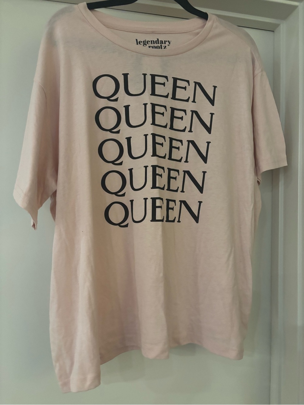 Pink "QUEEN" Graphic Tee